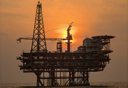 Pic 3 Oil Platform.png